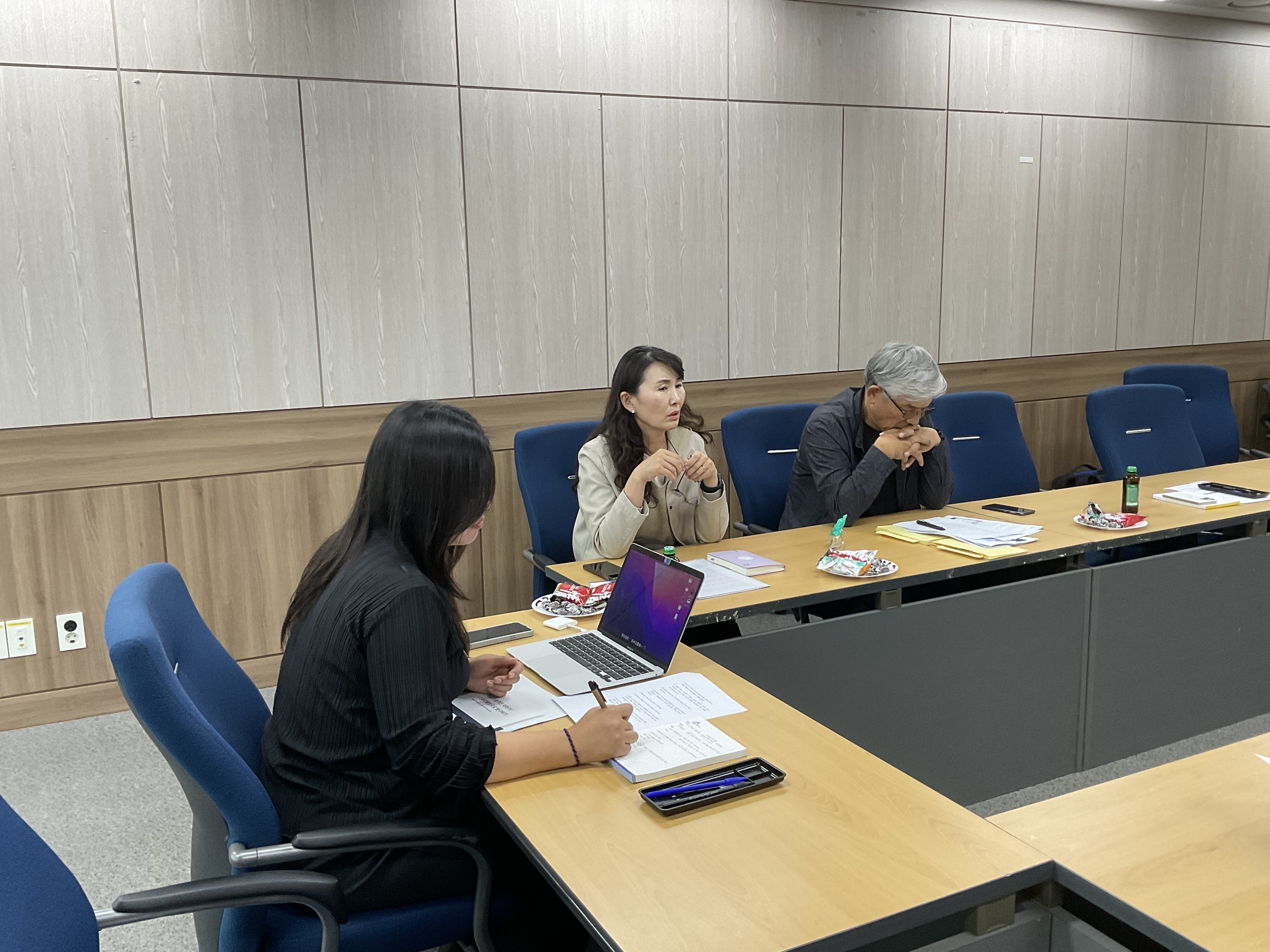 02-08. 세종마을기록활동가 인터뷰.jpg